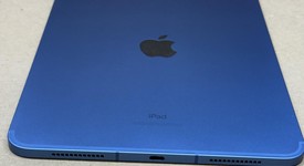 Mint
													Apple iPad 10th Gen - Unlocked, Blue, 256 GB, A2757, photo 2 of 5