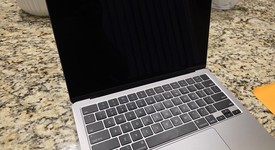 Mint
													MacBook Air 2024 (M3) - 13" - Apple M3, Silver, 512 GB, 16 GB, 10-core GPU, photo 4 of 12