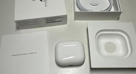 Used
													Apple AirPods 3rd Gen - Lightning Case, photo 1 of 3