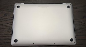 Good
													MacBook Pro 2017 (With Touch Bar) - 13" - I5, Gray, 256 GB, 16 GB, photo 5 of 15