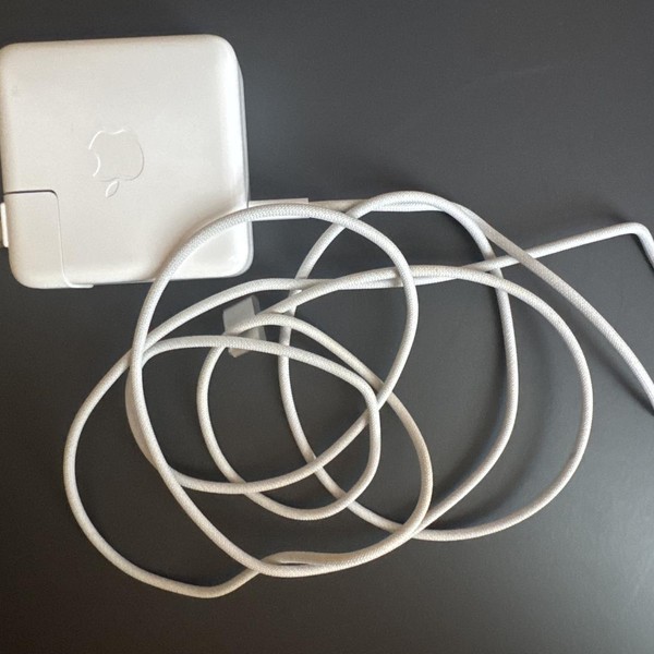 MacBook Pro 2023 - 14 inch - 512 GB, Silver, 16 GB, Apple M2 Pro 10-core