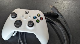Mint
													Xbox Series S (2020) - White, 512 GB, photo 4 of 15