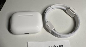 Used
													Apple AirPods Pro 3, photo 1 of 3