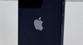 Fair
													Apple iPhone 13 - Metro by T-Mobile, Midnight, 128 GB, A2482, photo 4 of 6