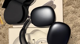 Used
													Apple AirPods Max USB-C - Midnight, photo 1 of 4