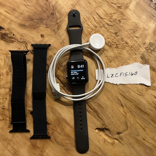 Apple Watch Series 3 42mm - Gray, A1859, Aluminum - GPS