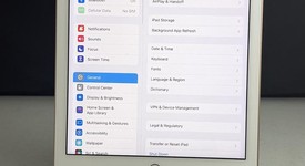 Good
													Apple iPad 6th Gen - Unlocked, Gold, 128 GB, A1954, photo 4 of 10