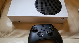 Good
													Xbox Series S (2020) - White, 512 GB, photo 1 of 9