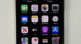 Mint
													Apple iPhone 14 Pro Max - Unlocked, Gold, 256 GB, A2651, photo 1 of 6