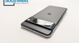 Good
													Google Pixel 8 Pro - Spectrum, Obsidian, 128 GB, 12 GB, G1MNW, mmWave 5G, photo 3 of 8