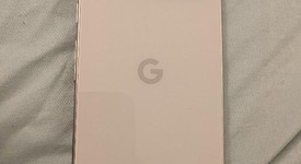 Mint
													Google Pixel 9 - Unlocked, Porcelain, 128 GB, 12 GB, G2YBB, photo 5 of 11