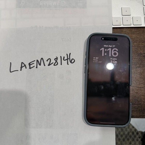 Apple iPhone 16 Pro - Xfinity, 256 GB, Desert, A3083