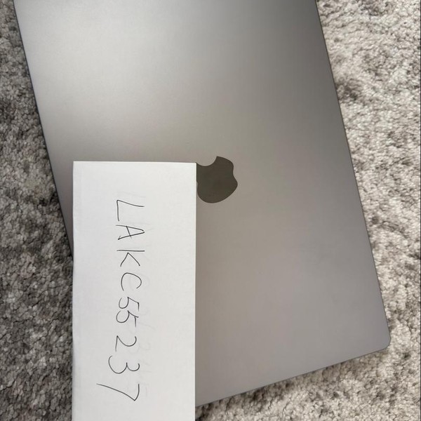 MacBook Pro 2021 - 16 inch - 1 TB, Gray, 32 GB, Apple M1 Pro 10-core