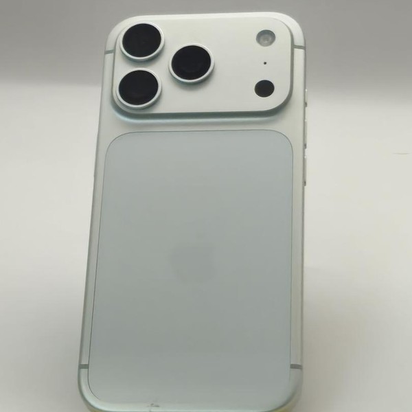 Apple iPhone 17 Pro - Verizon, 256 GB, Silver, A3256