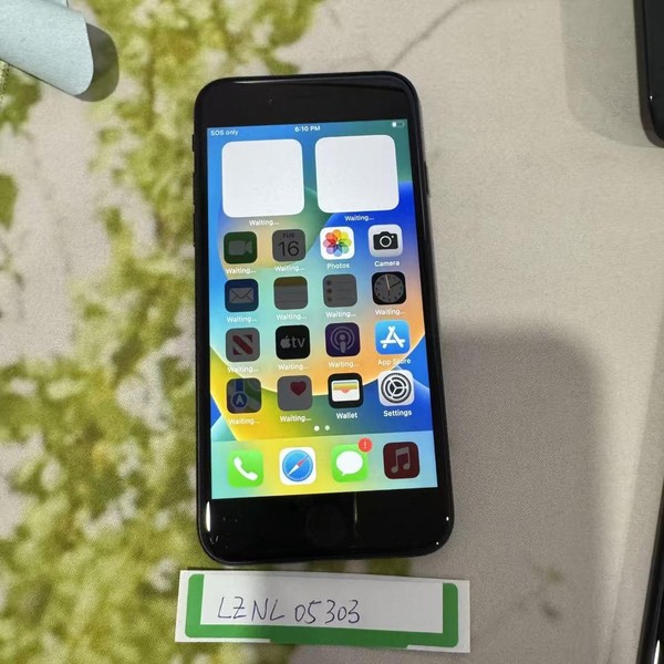 Apple iPhone SE 2nd Gen 2020 - Unlocked, 64 GB, Black, A2275