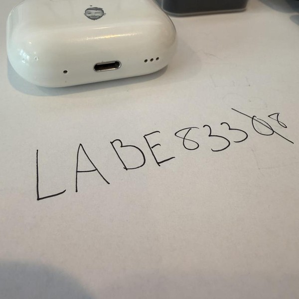 Apple AirPods Pro 2 - USB-C