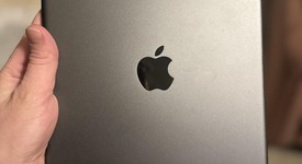 Mint
													Apple iPad 8th Gen - Verizon, Gray, 32 GB, A2428, photo 5 of 16