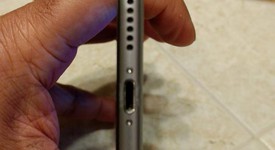 Good
													Apple iPhone 6 - AT&T, Silver, 16 GB, A1549, photo 1 of 4