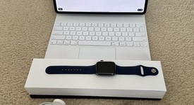 Good
													Apple Watch Series 6 44mm - Unlocked, Graphite, A2294 - Cellular, Stainless Steel, photo 1 of 11