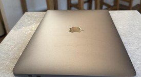 Mint
													MacBook Pro 2016 (With Touch Bar) - 13" - Gray, 512 GB, 8 GB, photo 4 of 10