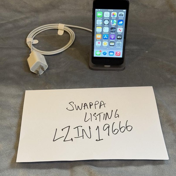 Apple iPod Touch 7th Gen - Wi-Fi, 32 GB, Gray