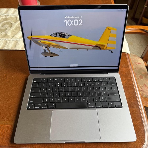 MacBook Pro 2023 - 14 inch - 1 TB, Gray, 32 GB, Apple M2 Max