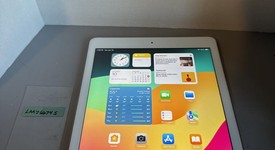 Good
													Apple iPad 6th Gen - Wi-Fi, Gold, 128 GB, A1893, photo 1 of 5