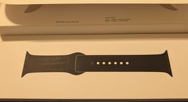 Good
													Apple Watch Series 10 46mm - Unlocked, Black, A3003 - Cellular, Aluminum, photo 4 of 16