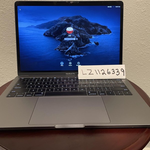 MacBook Pro 2017 (No Touch Bar) - 13 inch - 128 GB, Gray, 16 GB, Intel Core i7