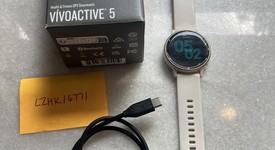 Mint
													Garmin Vivoactive 5 - White, photo 3 of 4