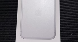 New
													Apple iPhone 17 Pro Max - Unlocked, Silver, 1 TB, A3257, photo 2 of 4