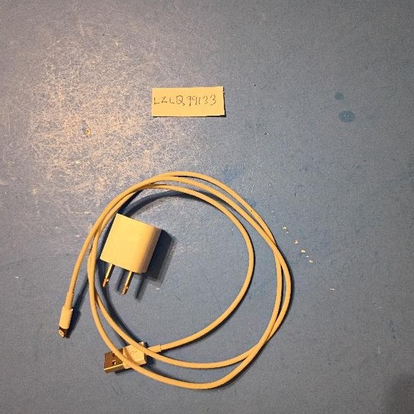 Apple iPad Pro 12.9 inch 1st Gen 2015 - Wi-Fi, 32 GB, Gray, A1584, 1st Gen 2015