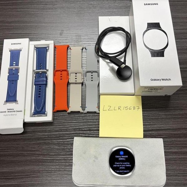 Samsung Galaxy Watch8 - Wi-Fi, Silver, SM-L330, 44mm