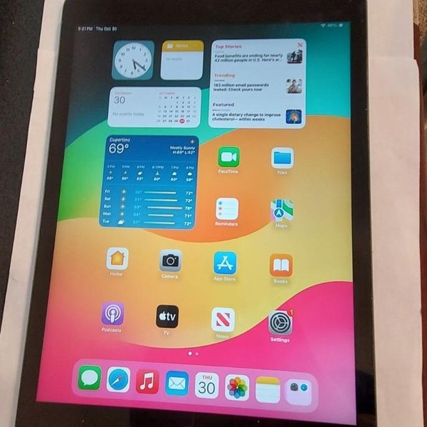 Apple iPad 9th Gen - Unlocked, 64 GB, Gray, A2603