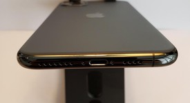 Mint
													Apple iPhone 11 Pro Max - Unlocked, Gray, 64 GB, A2161, photo 5 of 7