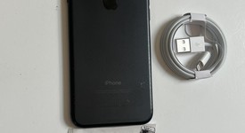Fair
													Apple iPhone 7 - Unlocked, Black, 32 GB, A1660, photo 4 of 8