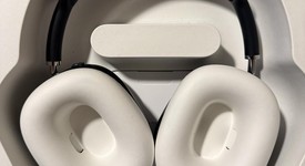 Used
													Apple AirPods Max USB-C - Midnight, photo 4 of 14