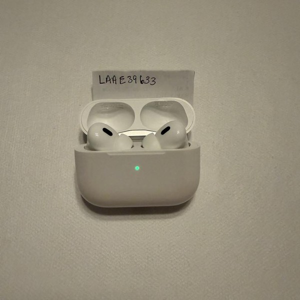 Apple AirPods Pro 2 - Lightning