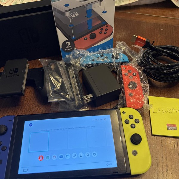 Nintendo Switch - 32 GB, Red & Blue