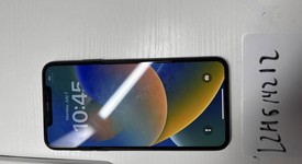 Good
													Apple iPhone 11 Pro Max - Unlocked, Green, 64 GB, A2161, photo 3 of 4