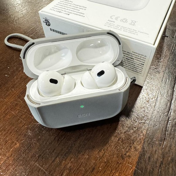 Apple AirPods Pro 2 - USB-C