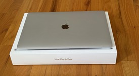 Mint
													MacBook Pro 2019 - 16" - I7, Silver, 512 GB, 16 GB, photo 2 of 16