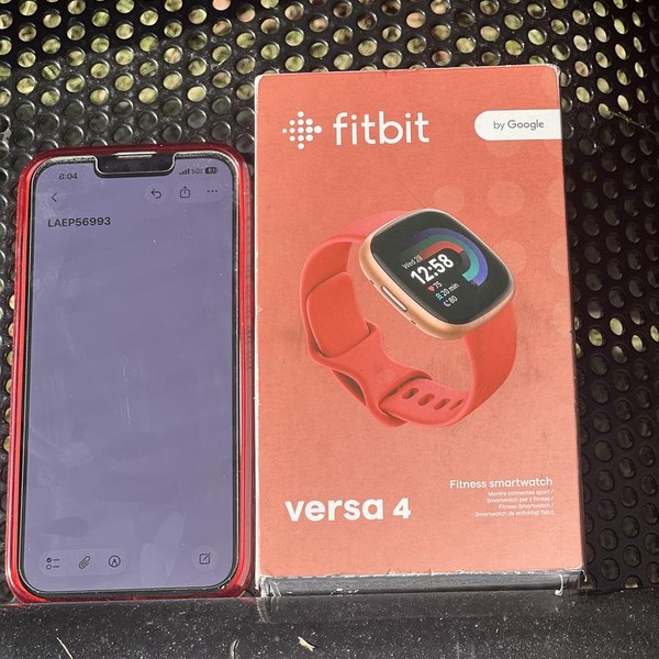 Fitbit Versa 4 - Rose Gold