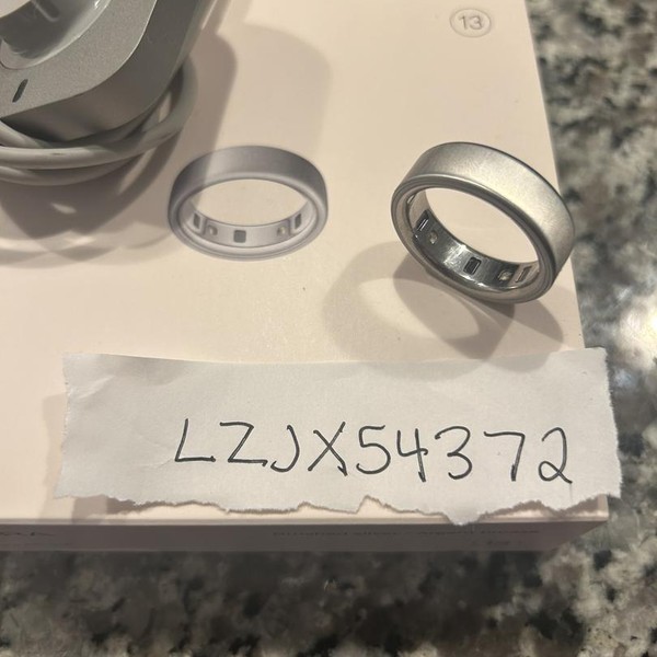Oura Ring Gen 4 - Brushed Silver, Size 13
