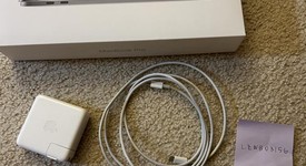 Good
													MacBook Pro 2018 (With Touch Bar) - 13" - I5, Silver, 256 GB, 8 GB, photo 1 of 19