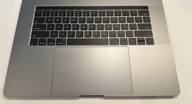 Good
													MacBook Pro 2016 (With Touch Bar) - 15" - Gray, 512 GB, 16 GB, photo 4 of 9