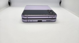 Mint
													Samsung Galaxy Z Flip3 5G - Unlocked, Lavender, 128 GB, 8 GB, SM-F711U1, photo 3 of 9