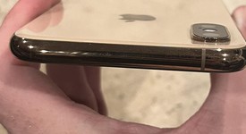 Good
													Apple iPhone Xs - Unlocked, Gold, 256 GB, A1920, photo 1 of 11