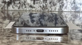 Mint
													Apple iPhone 15 Pro - Unlocked, White, 256 GB, A2848, photo 4 of 7