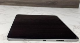 Mint
													Apple iPad Pro 11" 4th Gen 2022 - Unlocked, Silver, 1 TB, photo 4 of 8